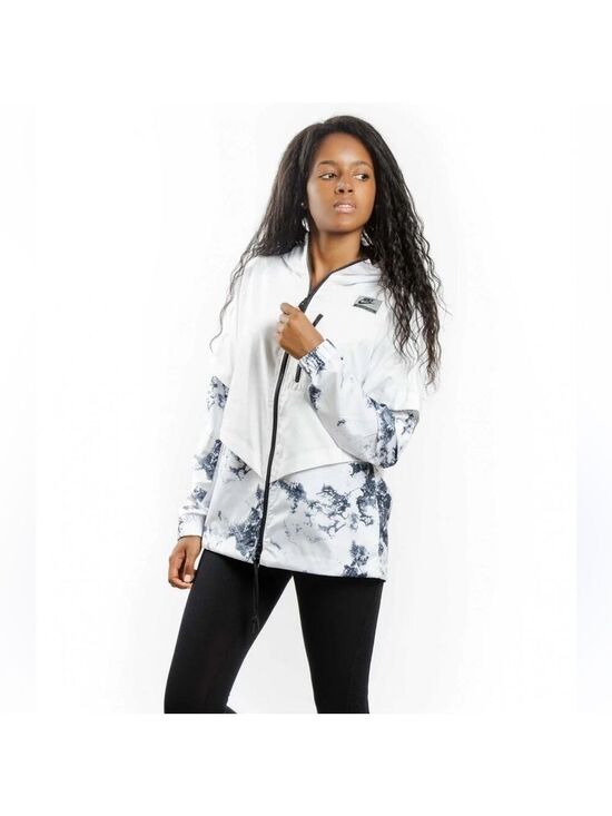 Nike Jackets & Blazers - NIKE SPORTSWEAR INTERNATIONAL JACKET
